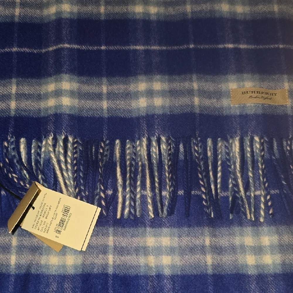 Burberry Royal Blue and Cream Check Scarf
